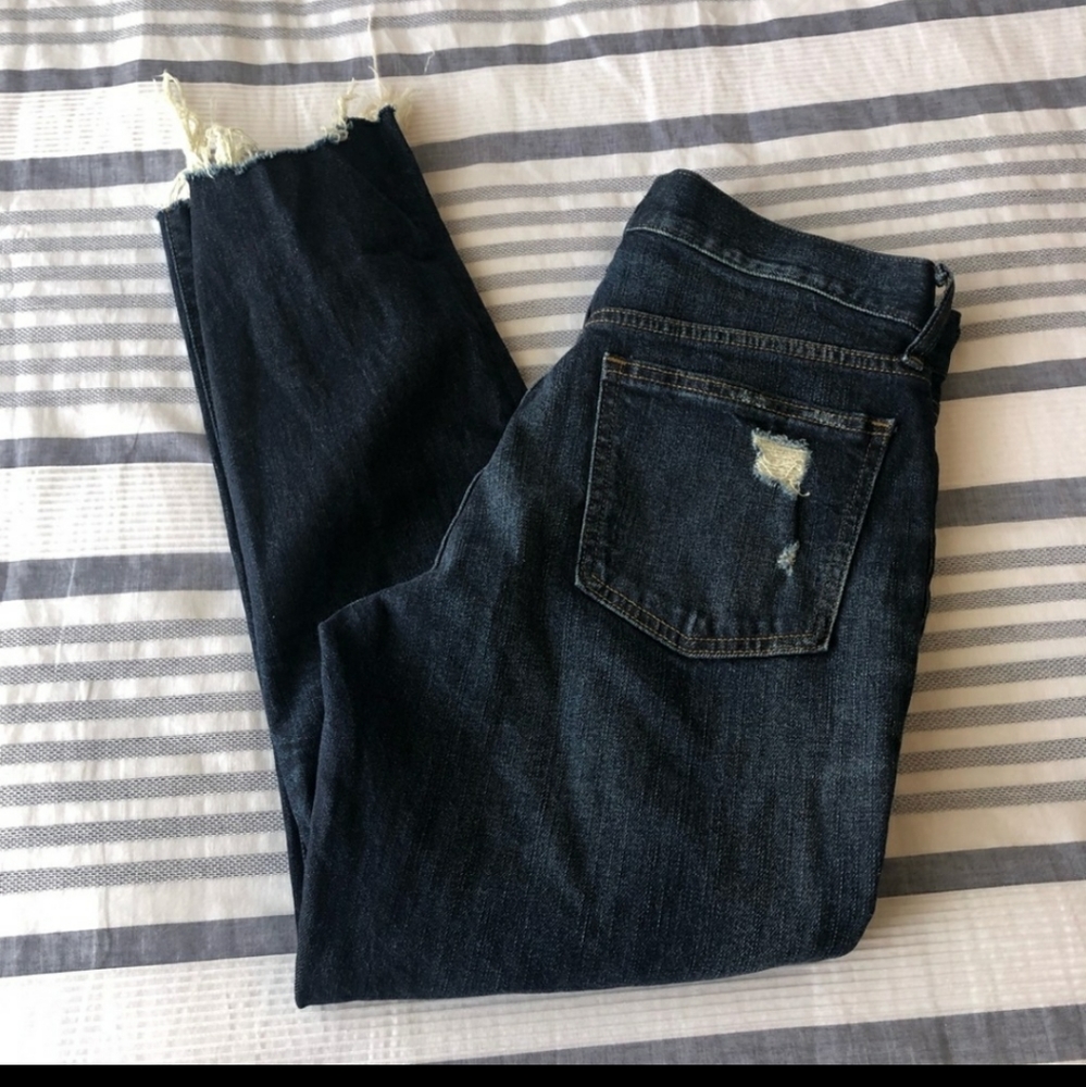 Gap best girlfriend raw hem distressed jeans 28R